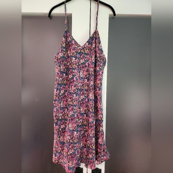 Festival Antara 100% silk Floral Tunic Spaghetti Strap - Picture 1 of 8